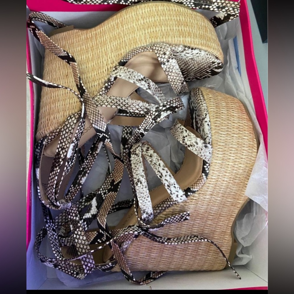 Snake skin wedges
